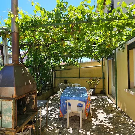 Prázdninový dům Maison Avec 3 Et Jardin *